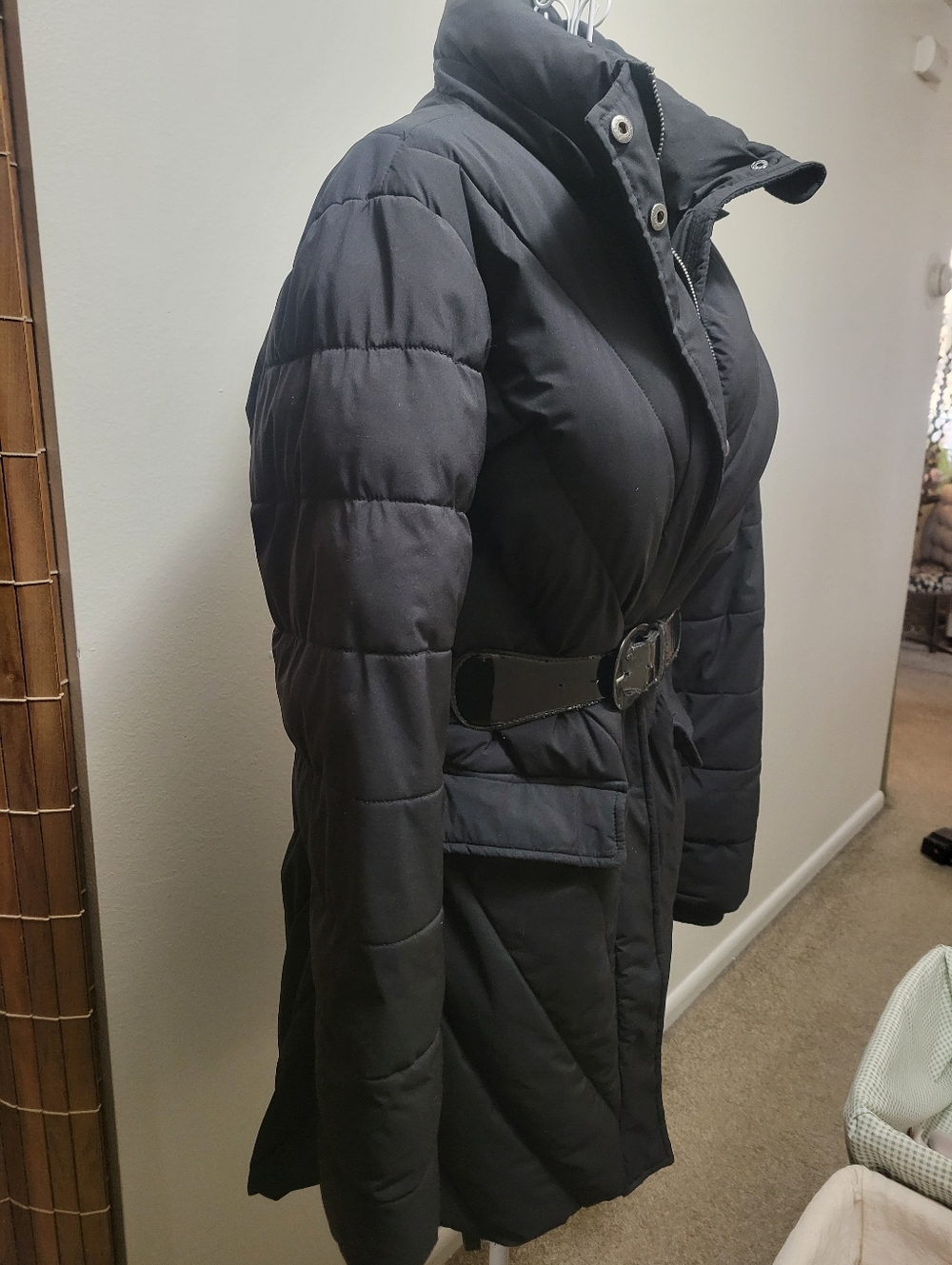 Womans Jacket - Picture 5 of 7